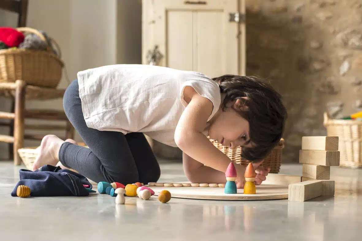 6 Gnomes de la forêt et leurs accessoires – Grapat – Image 4