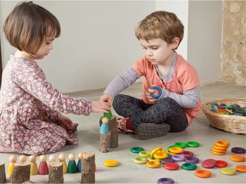 36 pièces colorées en bois – Grapat – Image 2