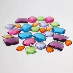 Pierres scintillantes en acrylique géantes – Grimm&rsquo;s