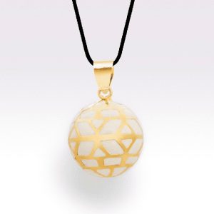 Bola de grossesse email ivoire doré à l’or fin 18 carats