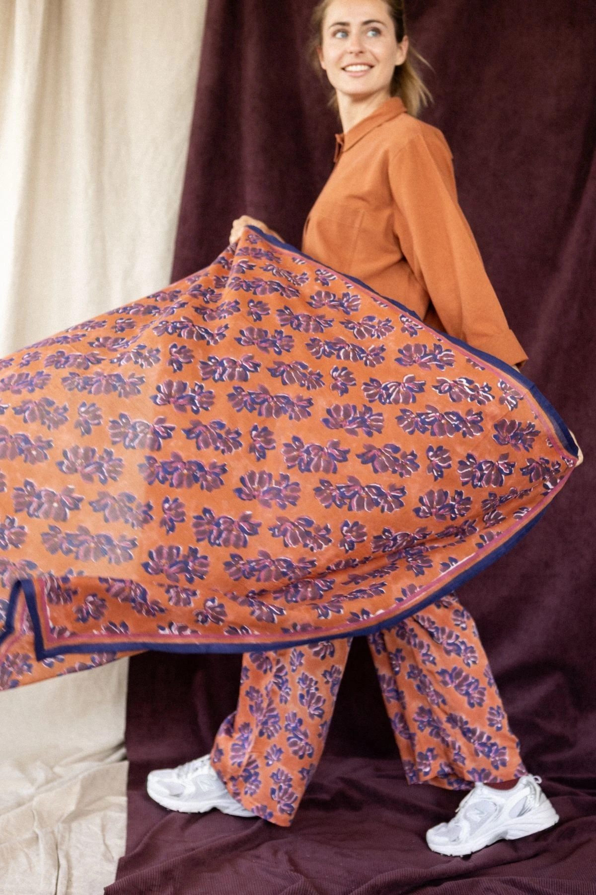 Big Foulard Dupatta Violeta | rust – Image 2