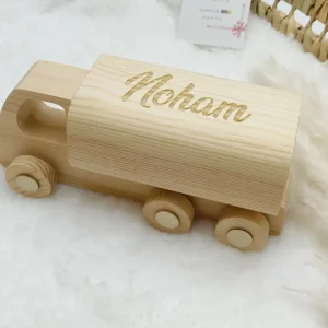 Camion jouet en bois