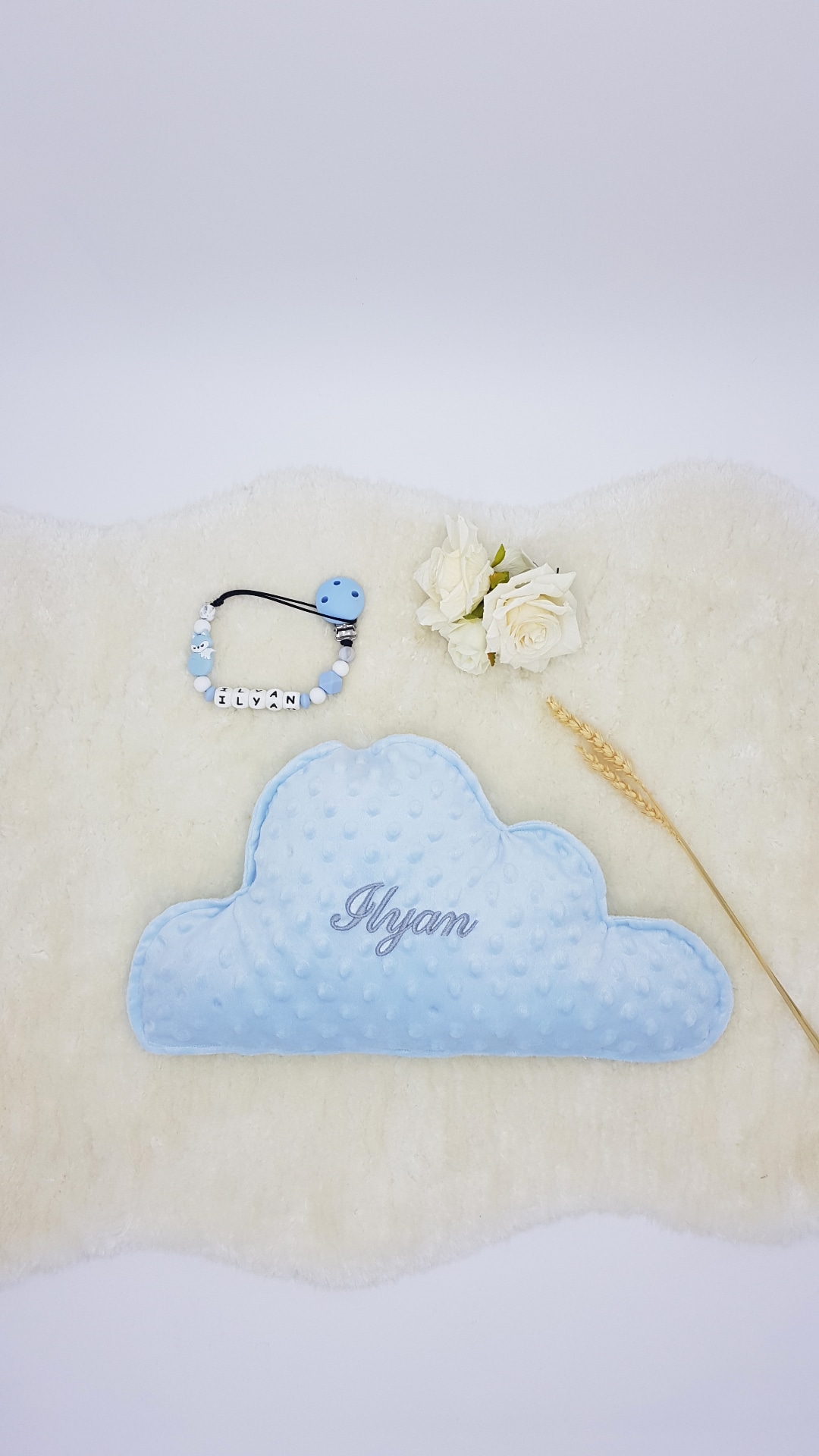 Coussin Nuage Minky Bleu