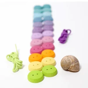 Jeu d&rsquo;enfilage – Petits boutons pastel – Grimm’s