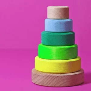 Petite tour à empiler vert néon – Grimm&rsquo;s X NEON